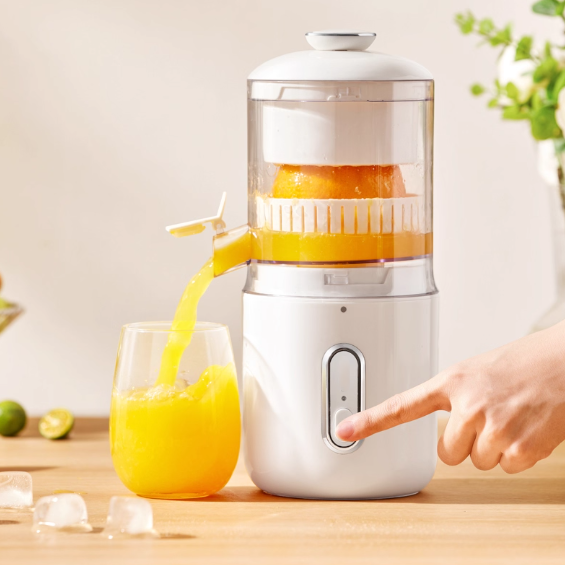 Household Appliances USB Rechargeable Outdoor Centrifugal Juicer Stainless Steel Blades DC Motor 1L Capacity Portable Design