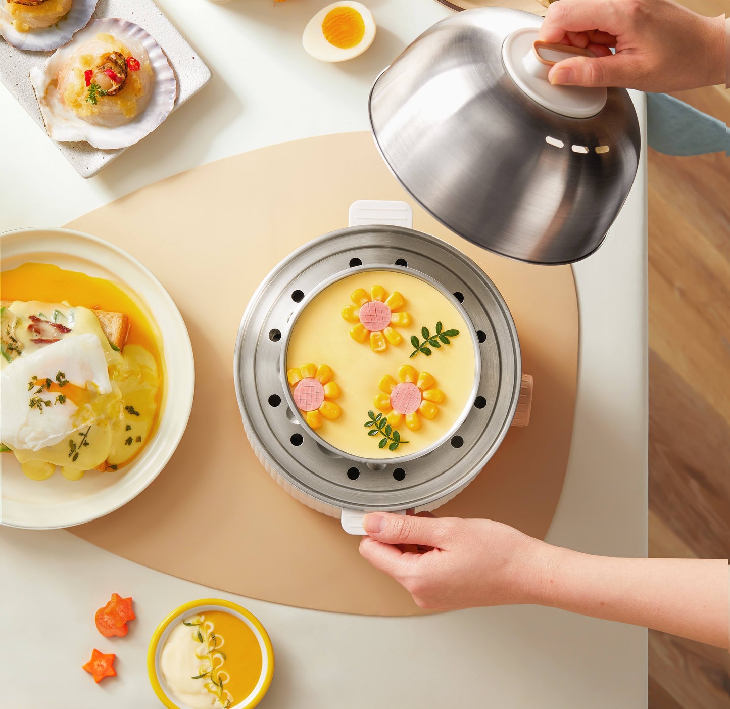 New Design Electric Egg Boiler Household Automatic Stainless Steel Egg Cooker for 6 Eggs Easy Operation